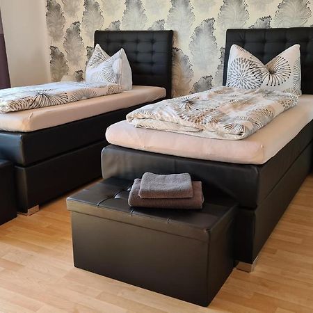 Moderne Ferienwohnung Mit Eigenem Garten Und Traumhaften Blick Wilhelmsthal Esterno foto
