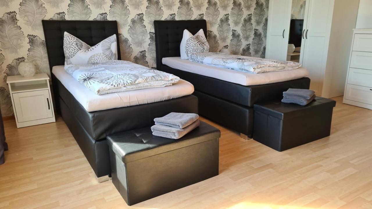 Moderne Ferienwohnung Mit Eigenem Garten Und Traumhaften Blick Wilhelmsthal Esterno foto