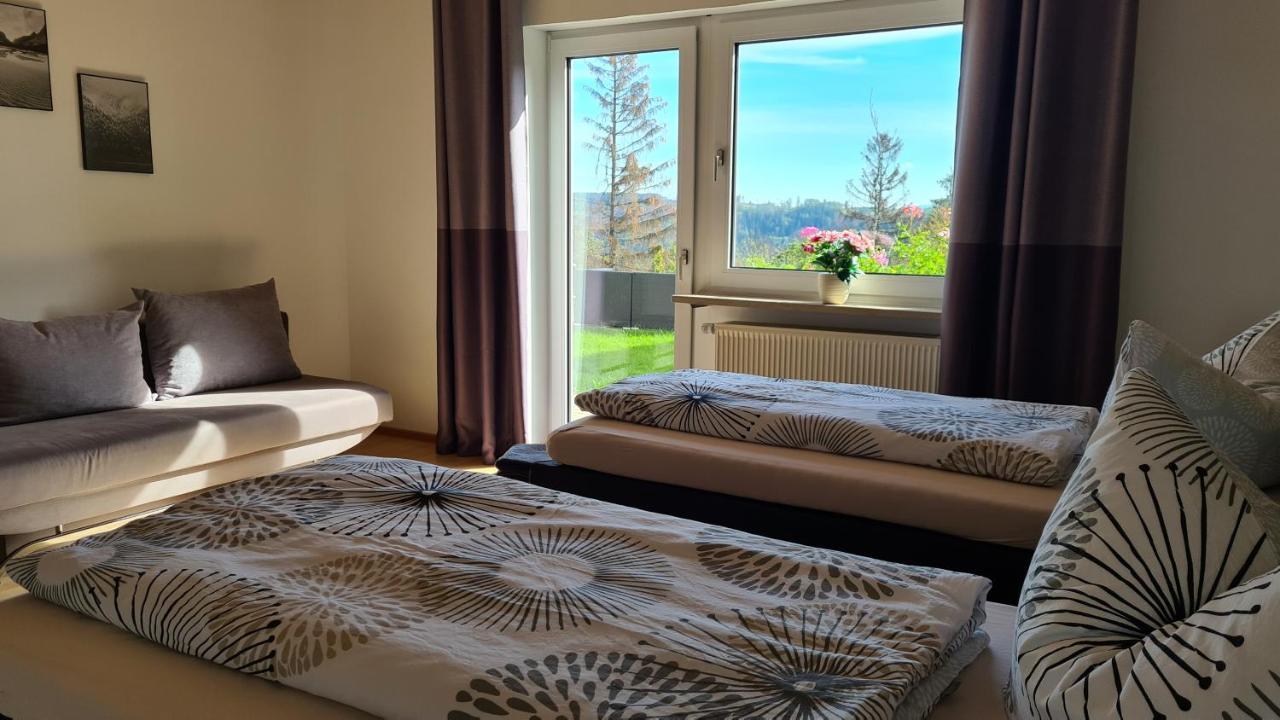 Moderne Ferienwohnung Mit Eigenem Garten Und Traumhaften Blick Wilhelmsthal Esterno foto